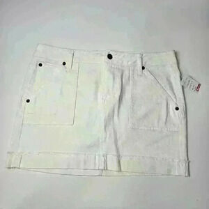 Maurices Women White Denim Skirt NWT Size 9/10